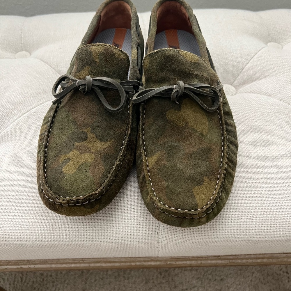 Johnny O driving loafers. Mens size 9. New never worn no box